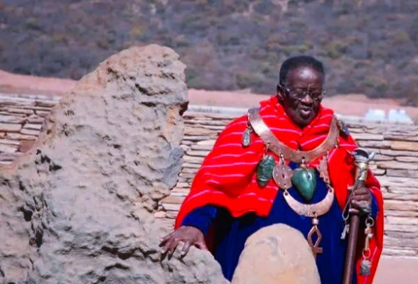 A História do Místico Zulu Vusamazulu Credo Mutwa